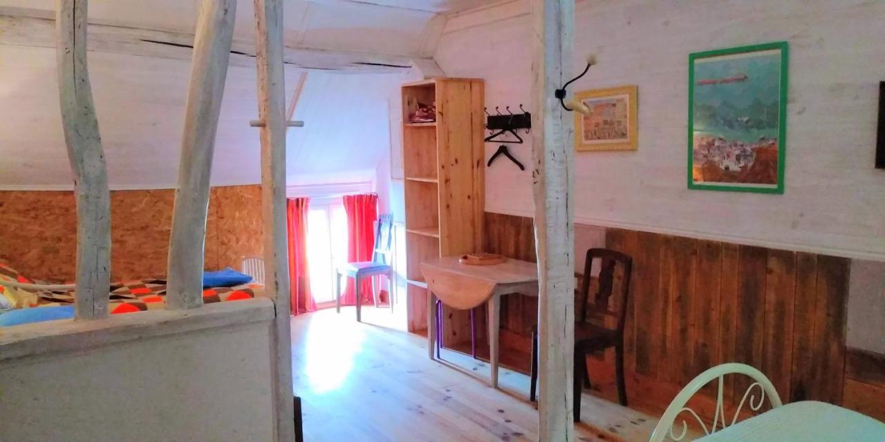 Bed and Breakfast Ferme De L'Art Rural Et Populaire Maillot Esterno foto