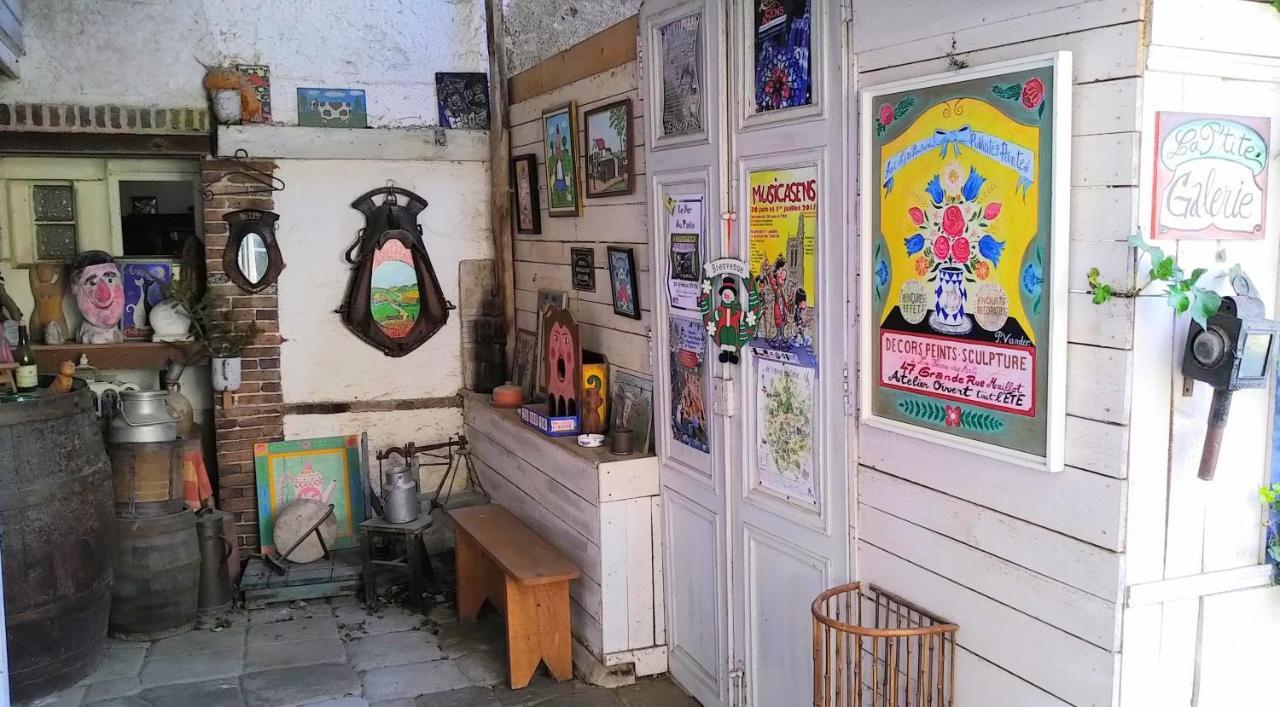 Bed and Breakfast Ferme De L'Art Rural Et Populaire Maillot Esterno foto